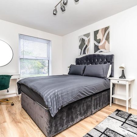 Cosy Guest House In Whitechapel ロンドン エクステリア 写真
